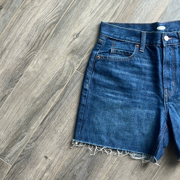 NWT Old Navy Denim Dad Shorts - Picture 2 of 5